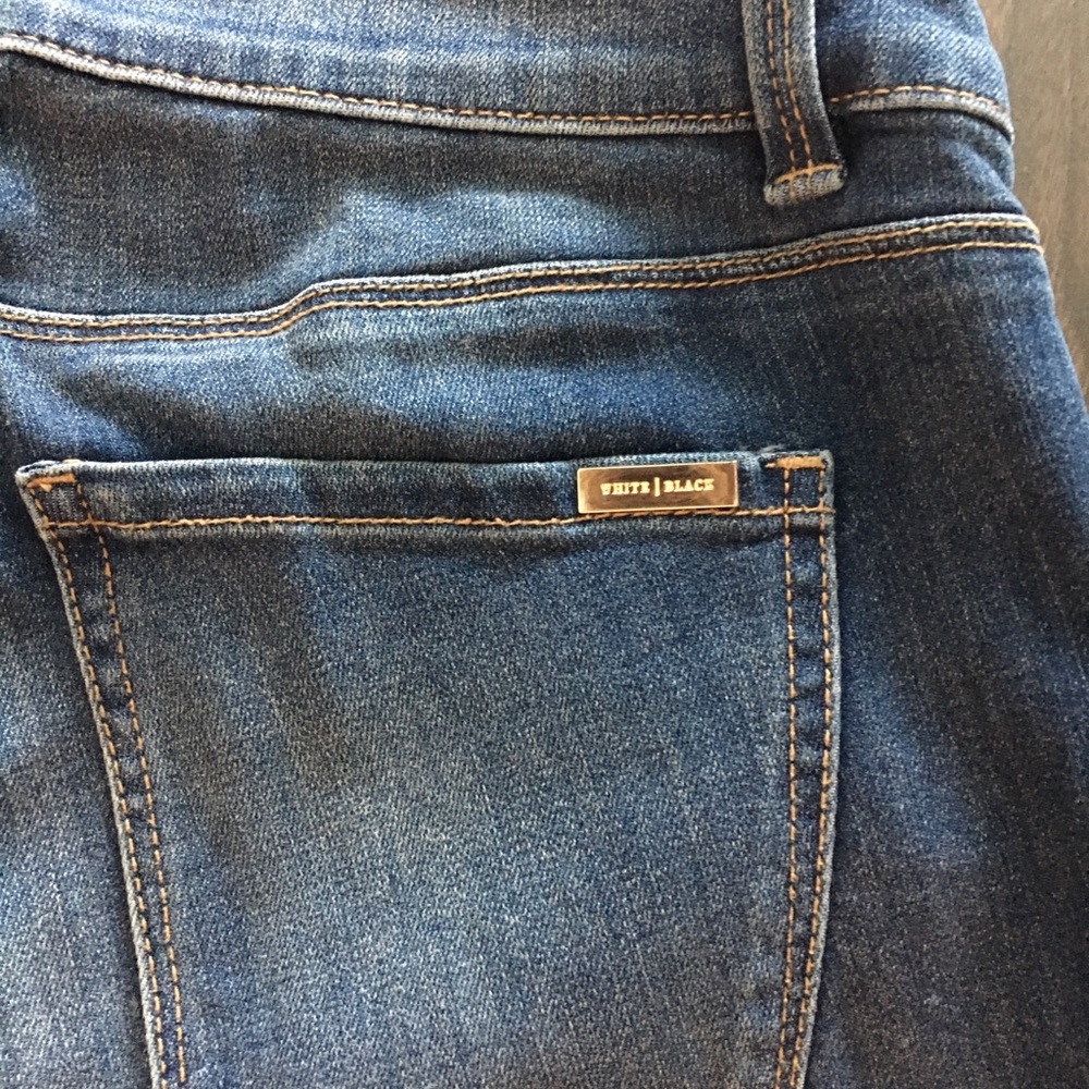 Jeans - Picture 4 of 5